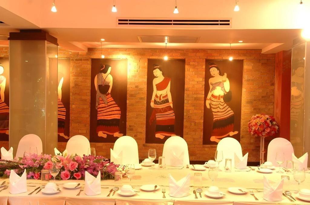 Holiday Garden Hotel Chiang Mai Eksteriør bilde